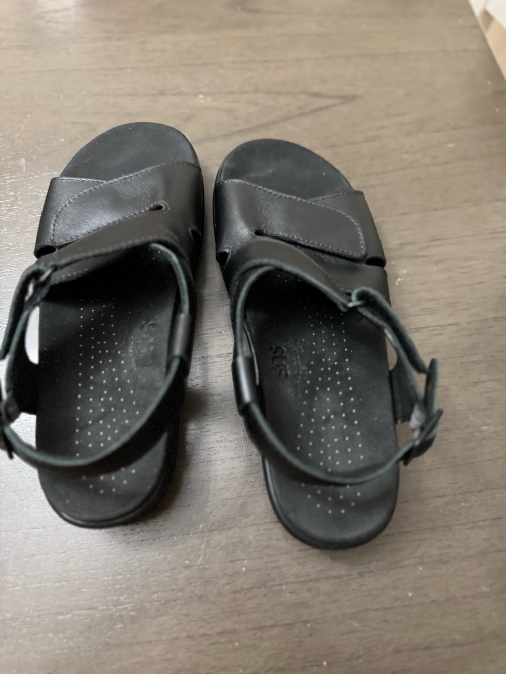 SAS Black Leather Cross-Strap Sandals - Picture 8 of 11